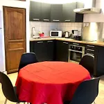 Proche Gare + Parking , Impasse Tranquille Apartment Montauban