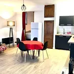 Proche Gare + Parking , Impasse Tranquille Apartamento