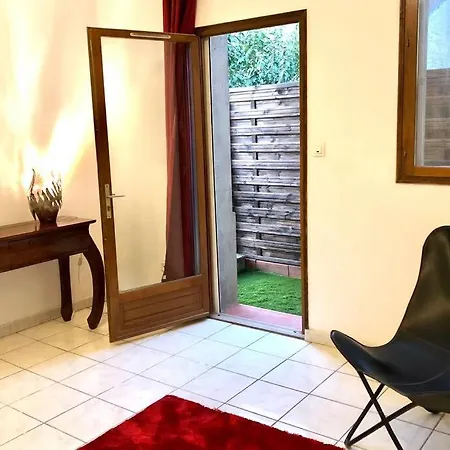 Proche Gare + Parking , Impasse Tranquille Апартаменты Монтобан