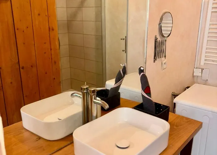 Proche Gare + Parking , Impasse Tranquille アパート